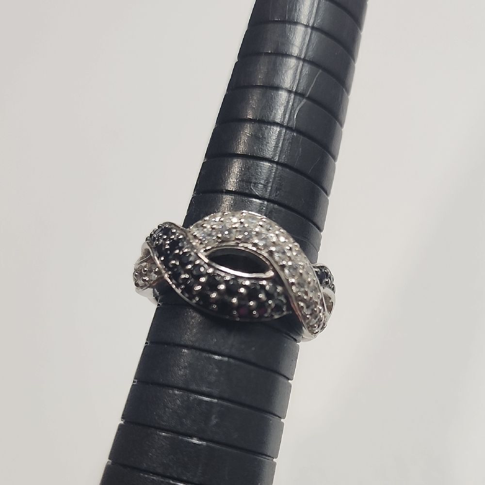 Modern ADI Black Clear CZ Twisted Sterling Silver Plated Band Size 8.75